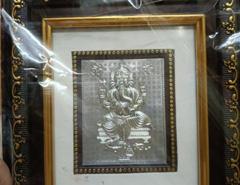 Golden Frame silver Idle